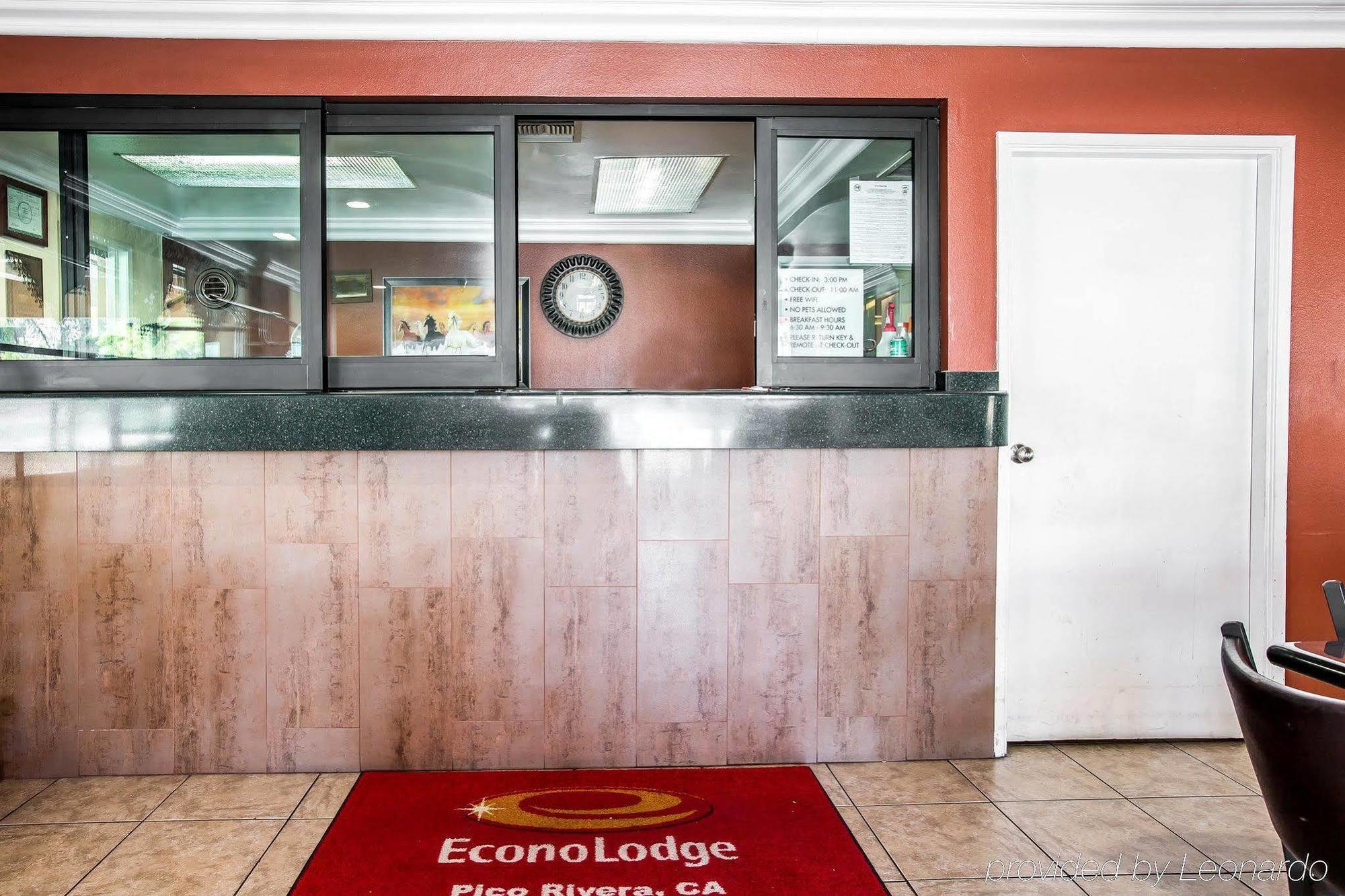 Econo Lodge 皮科里韦拉 外观 照片